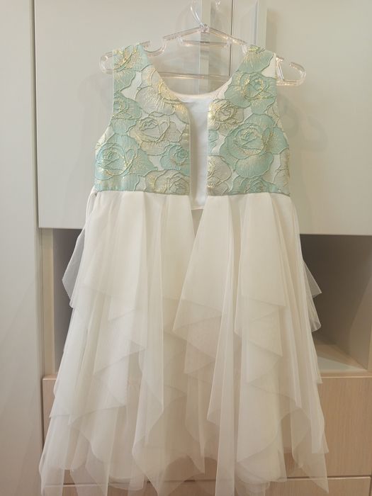 Страхотна детска рокля