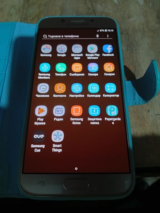Самсунг телефон чисто нов