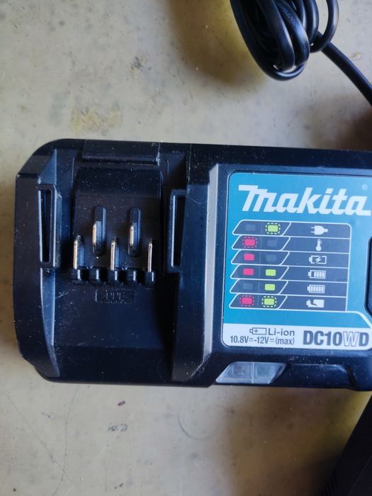 Vând încărcătoare diferite tipuri si modele