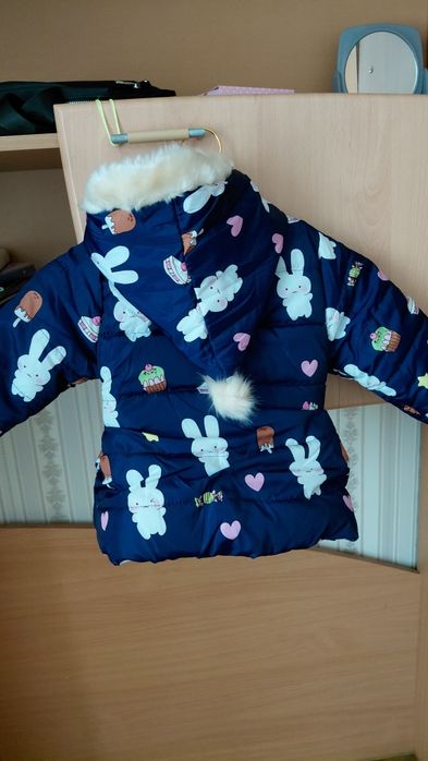 Курточка на девочку размер 98