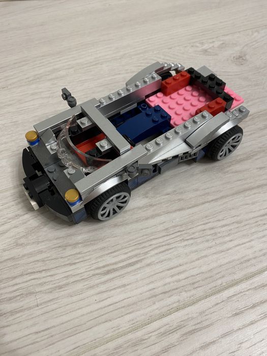 Лего машина