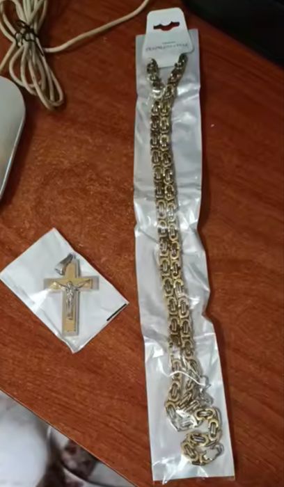 Lanț oțel inoxidabil placat cu aur 18K + cruciuliță