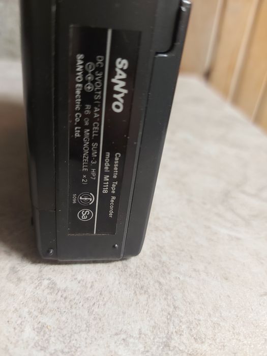 Уолкмен Саньо, оригинален Японски