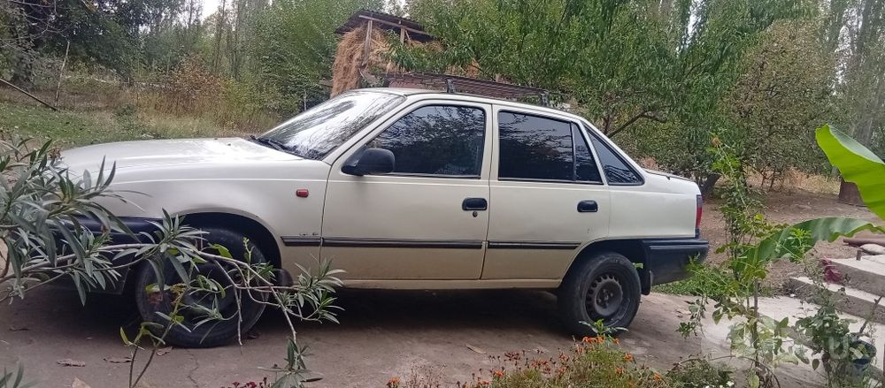 Nexia sons tramblyor 2004 yil