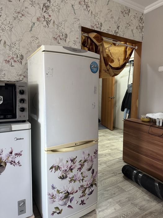 Продам холодильник