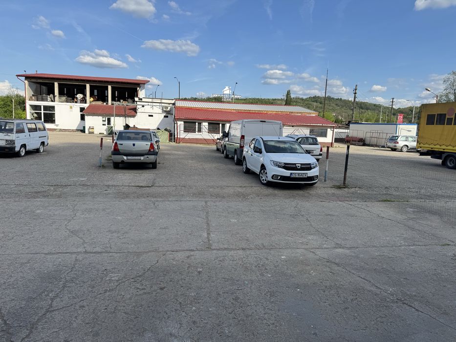 Garaje cu teren de inchiriat