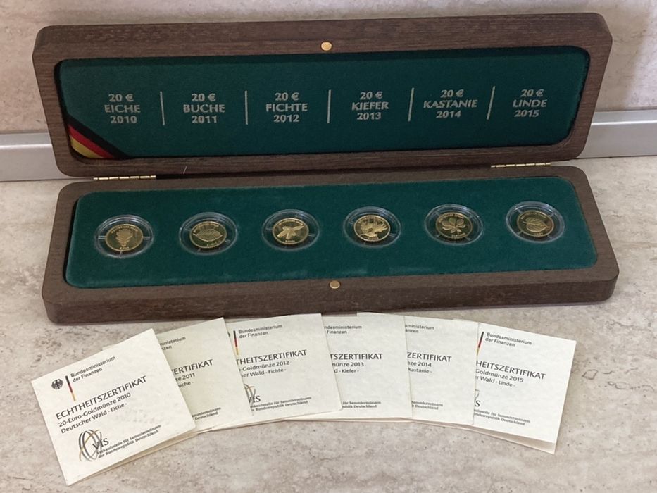 Златен сет монети 24K