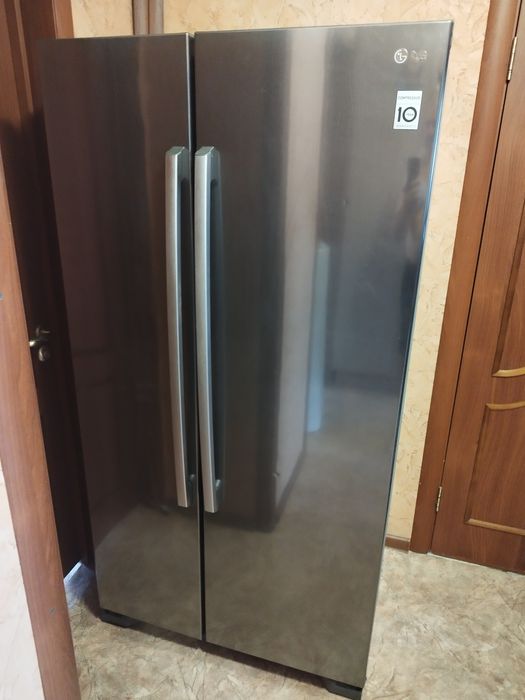 Холодильник LG Side-by-side