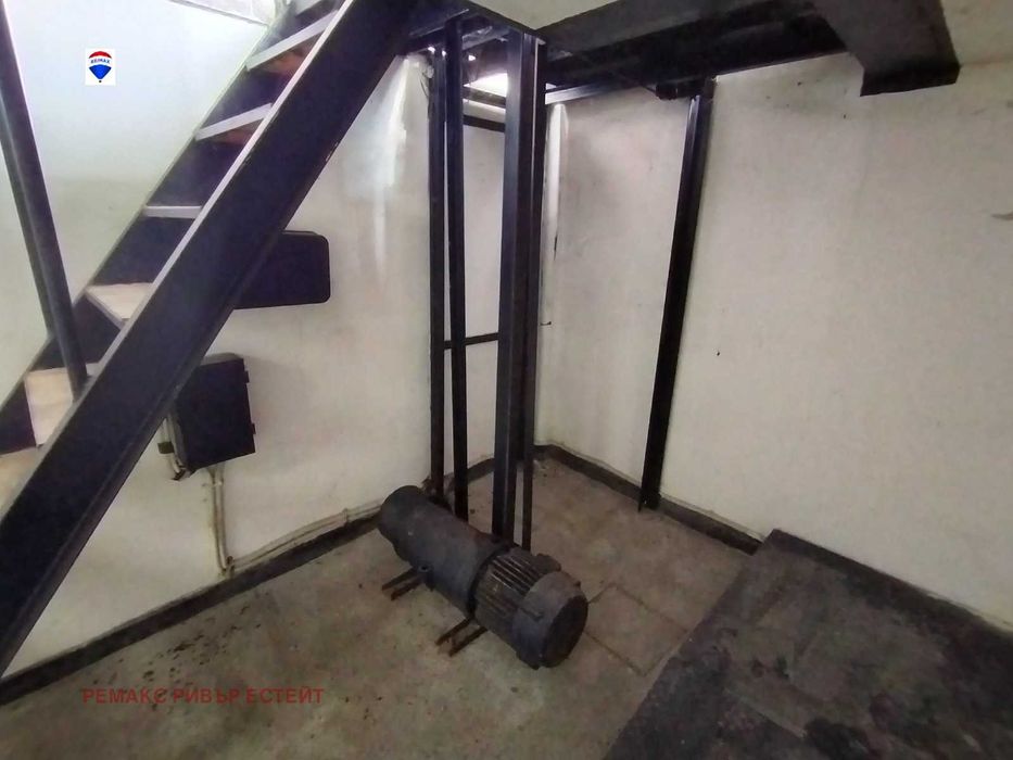 Продава се Магазин в Русе, Хъшове - 130 кв.м за 892 €/кв.м - Снимка #4