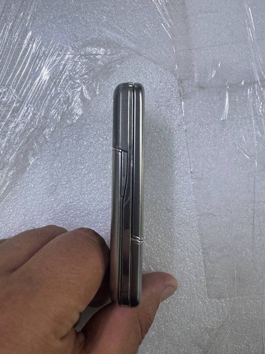 Nokia 8800 holati yaxshi radnoy korpis
