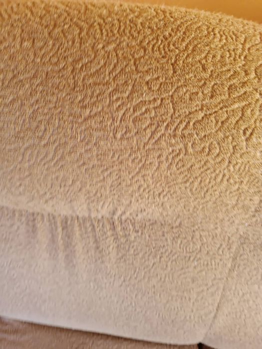 Разтегателен диван