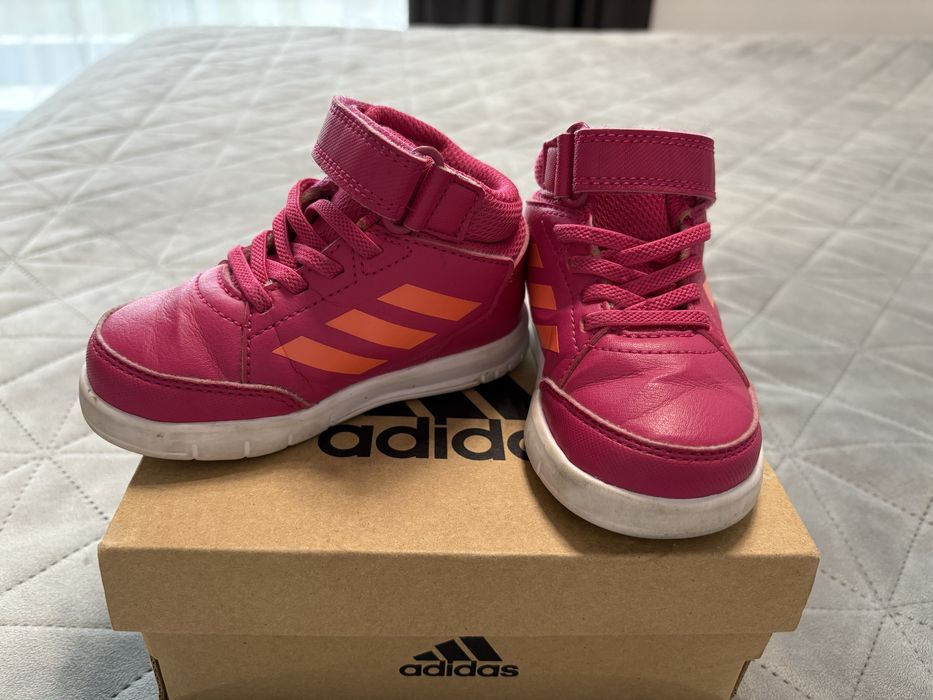 Маратонки за момиченце Adidas