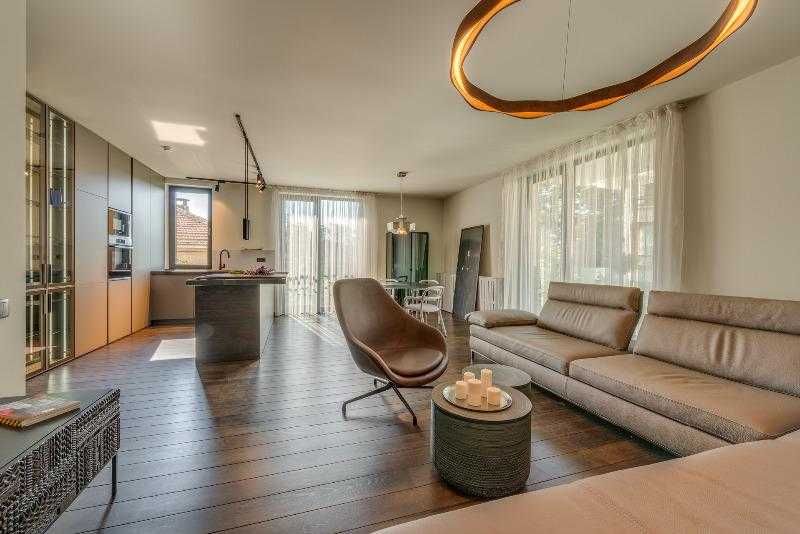 Продава се Четиристаен апартамент в София, Овча купел 2 - 110 кв.м за 1819 €/кв.м - Снимка #2