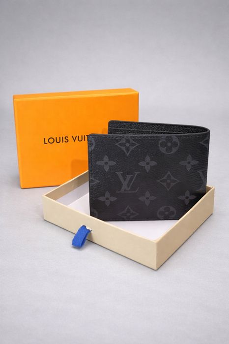 Louis Vuitton портфейл