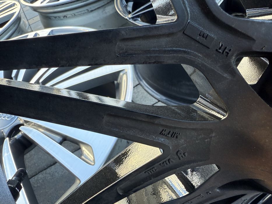 Audi A8  5/112 / 21 цола/ Оригинални Без Криви и Заварки