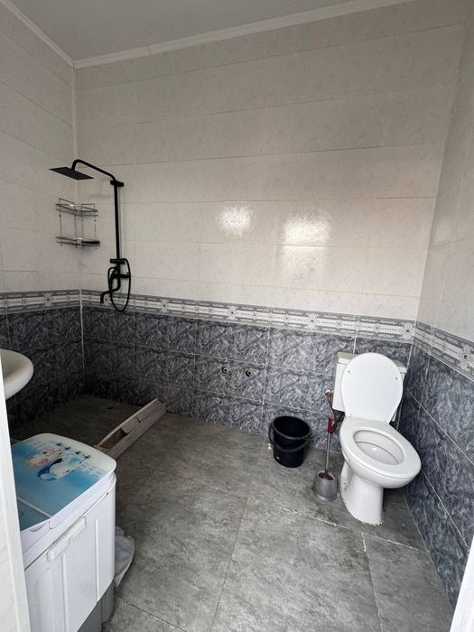 Яшнабод тумани,  Сув бўйи кўчасида 3 хонали уй сотилади