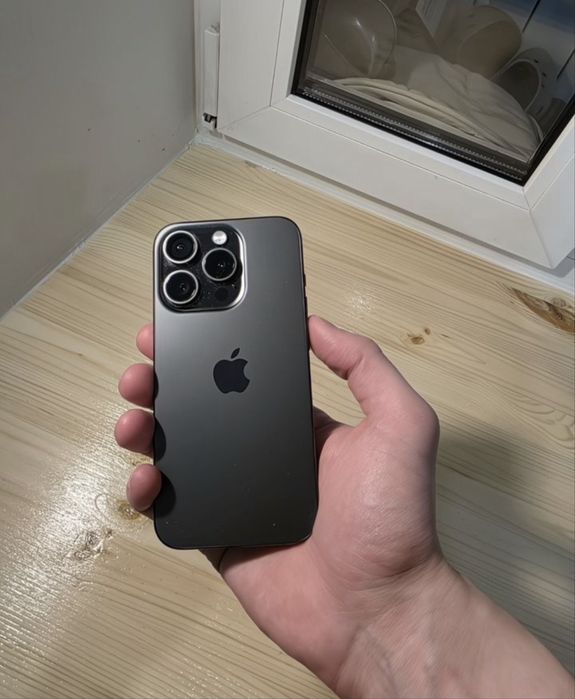 iPhone 15 Pro 256GB с гарантией