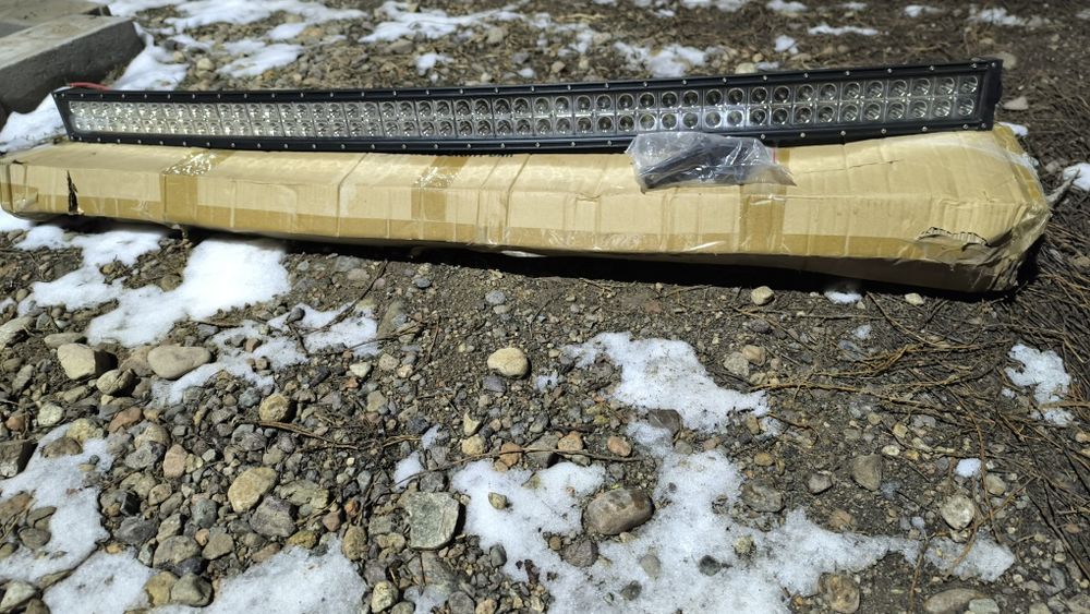 Балка, люстра на крышу авто