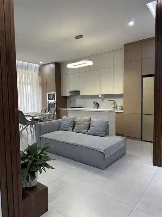 СРОЧНО сдается 2-комнатная КОМФОРТНАЯ квартира РЯДОМ у Дружба метро