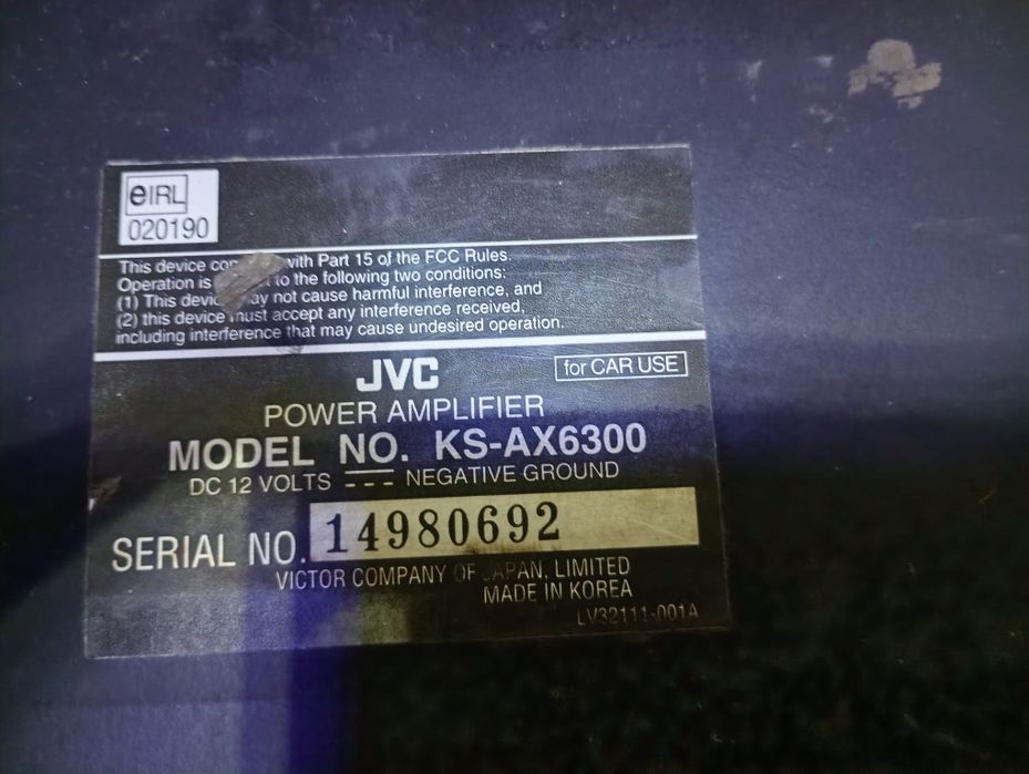 Продам усилитель в авто