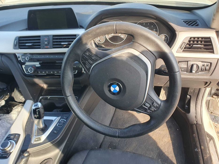 Dezmembrez BMW F30 330E SE AUTO 2.0 HYBRID 2016