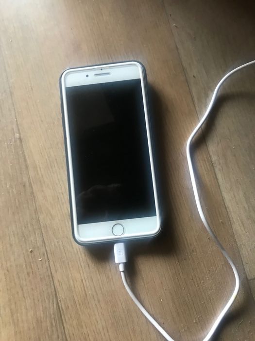 Айфон 7+. Память 128