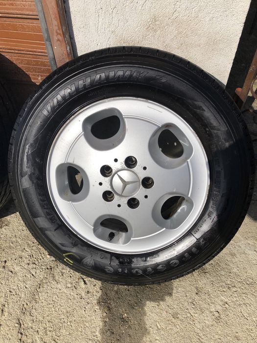 Зимни Гуми 195/70/R15