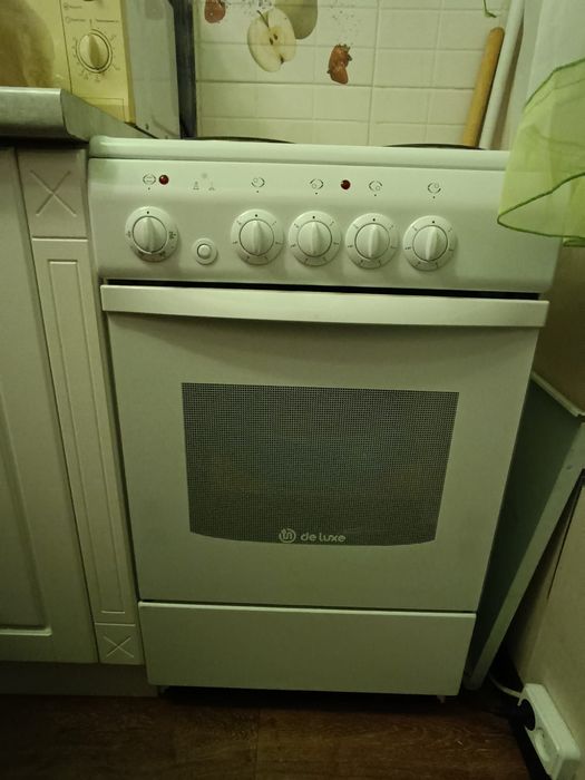 Продается электрическая плита