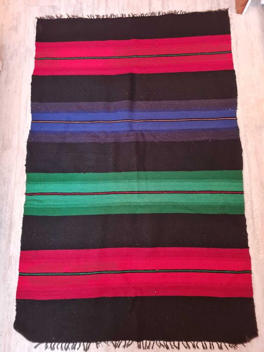 Ръчно тъкани черги с естествени багрила, различни размери