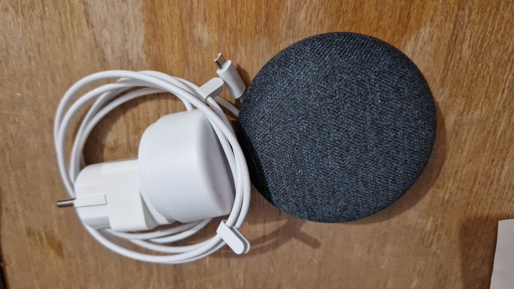 Boxă inteligentă Google Home Mini