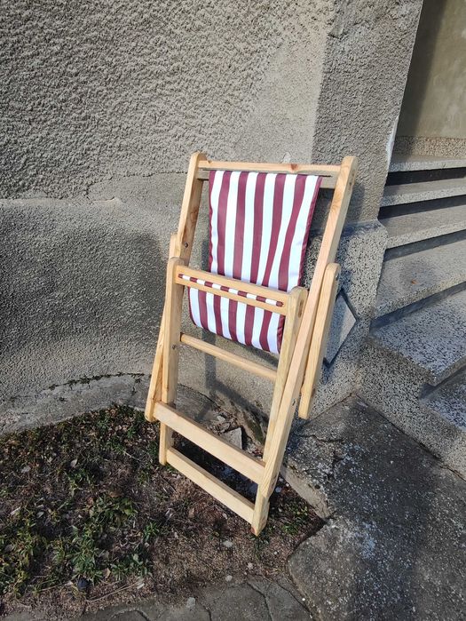 Продавам дървени шезлонги