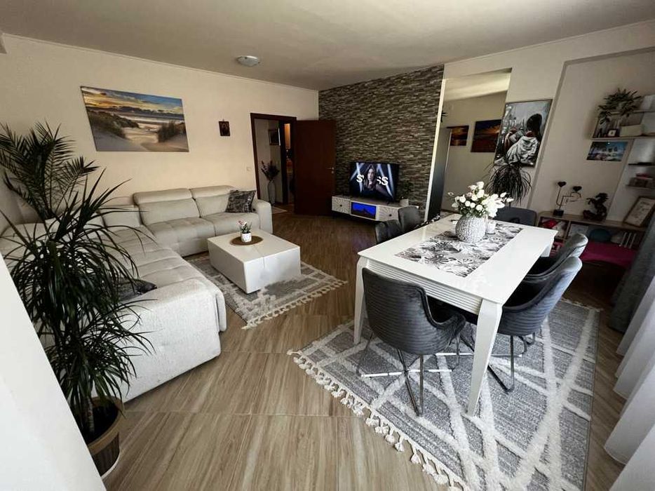 Дава се под наем Тристаен апартамент в София, Дианабад - 98 кв.м за 408 € - Снимка #2