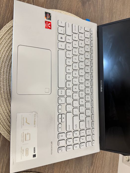 Asus VivoBook 15 -x512da