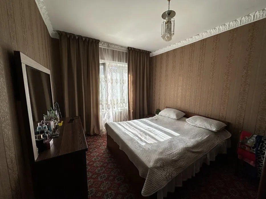 Yunusobod 19 kvartira sotiladi, arzon va yashash uchun qulay, shinam