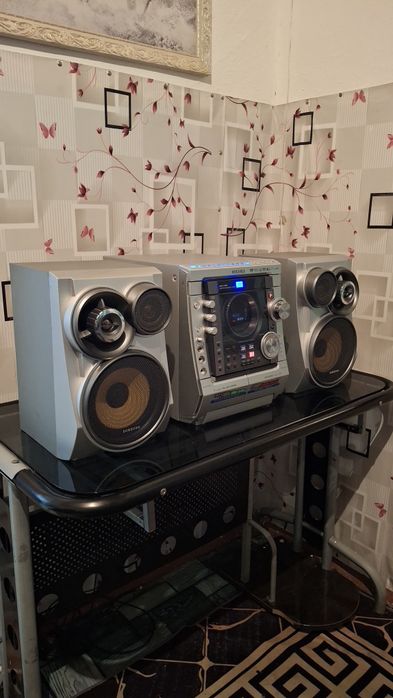 Музыкальный центр Samsung