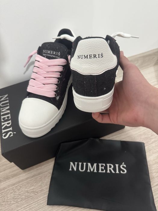 Adidasi Numeris