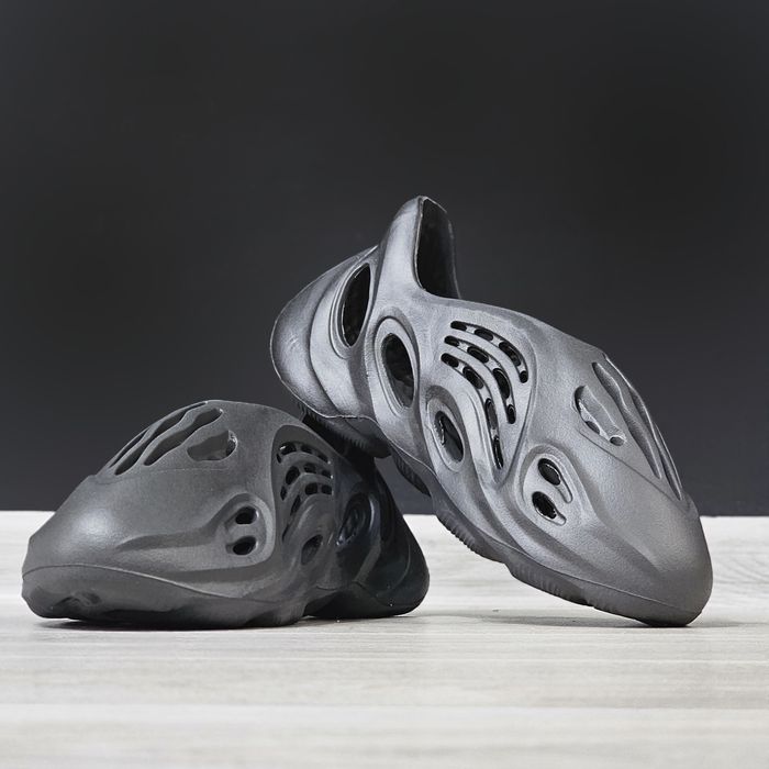 Yeezy Foam Runner Onyx