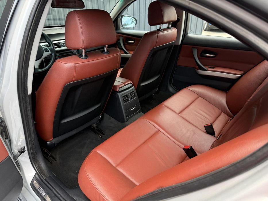 BMW Seria 3 Bmw 320d // Vindem in Rate Avans Zero cu Buletinul //