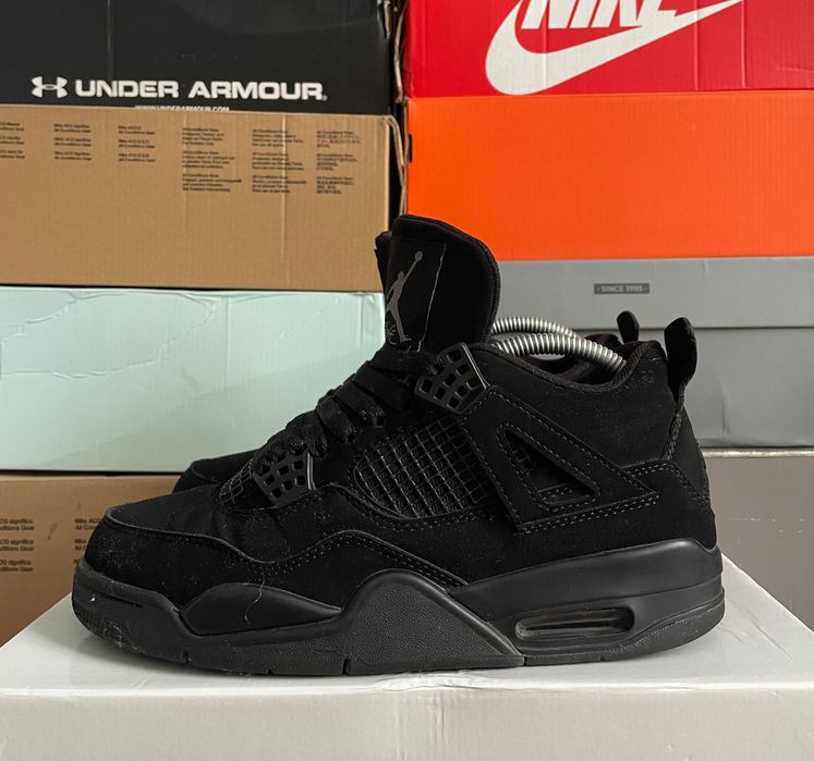 Jordan 4 black cat