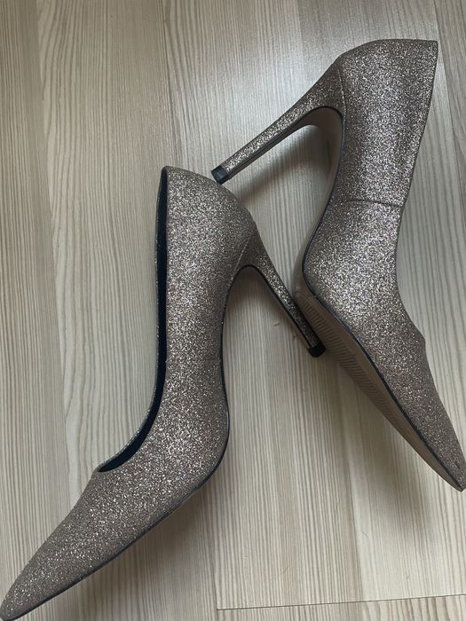 Pantofi stileto cu sclipici