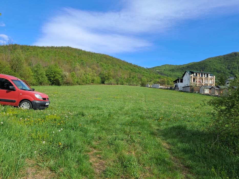 Teren intravilan de vânzare, 9260 mp, Comuna Rimetea