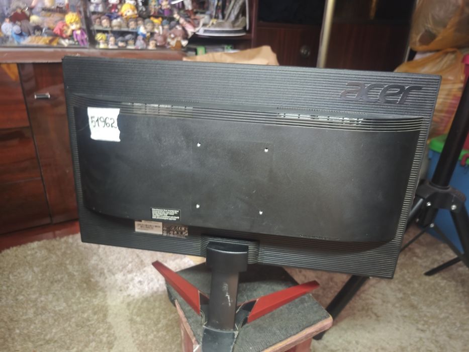 Монитор на запчасти Acer