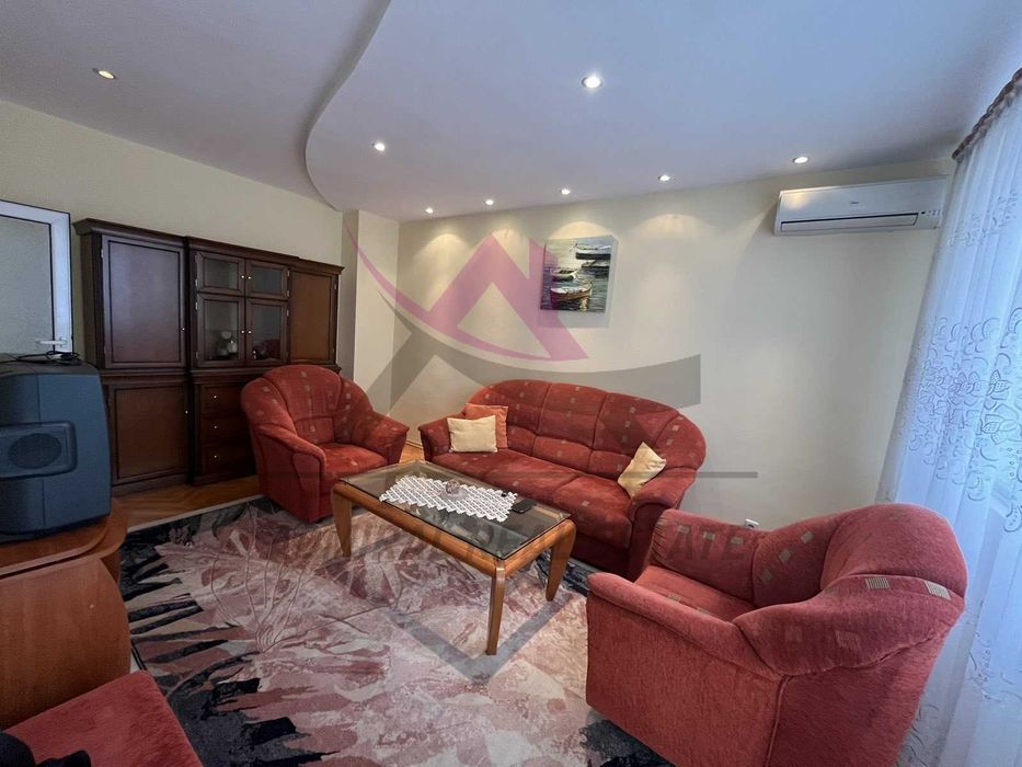 Дава се под наем Тристаен апартамент в Варна, Чайка - 65 кв.м за 500 € - Снимка #1