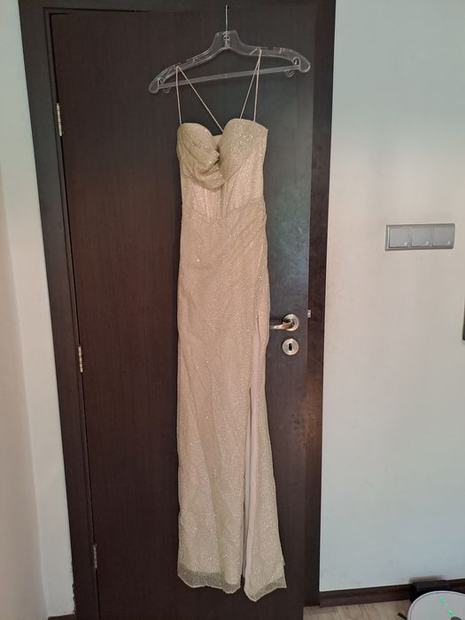 Бална рокля, блестяща, цвят "champagne gold"