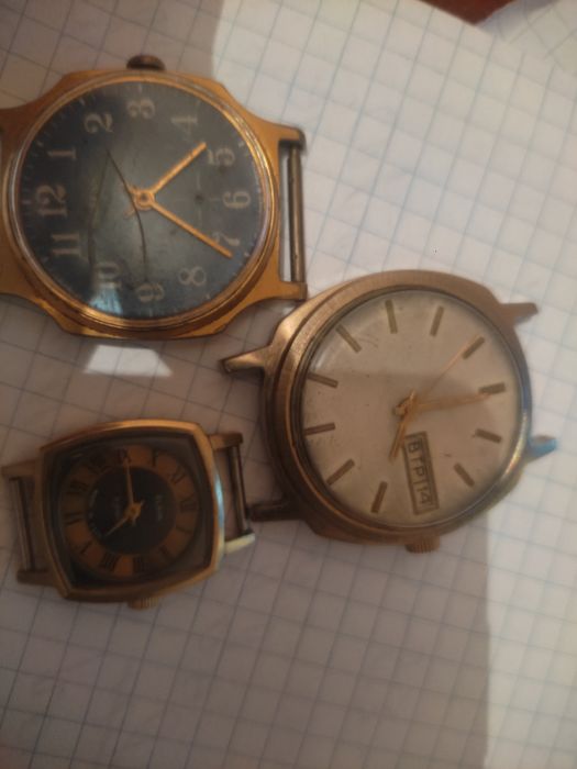 Продам часы ссср не работает