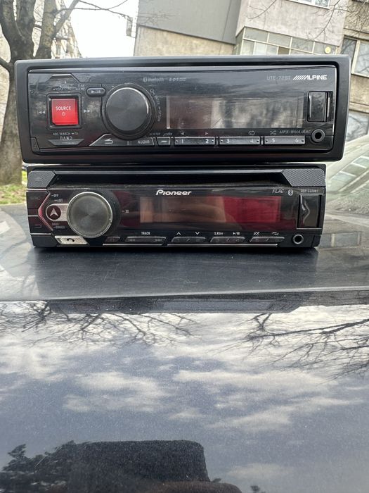 Alpine Ute-72 BT  Pioneer Deh S320bt