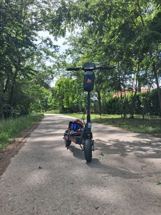 Vând trotinetă kukirin g2 !!
