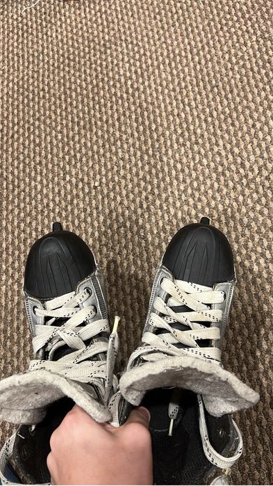 Продам коньки 41 -42 размер