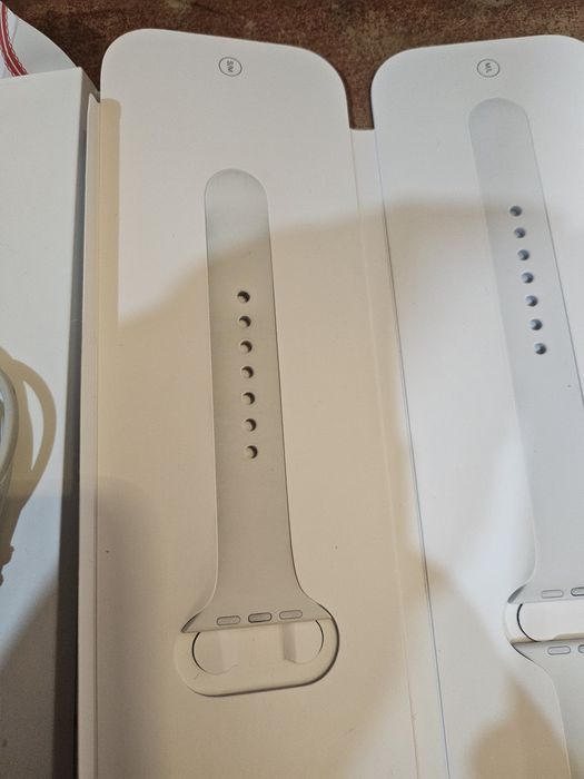 Apple Watch 8 series пълен комплект