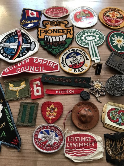 Embleme vechi cercetasi